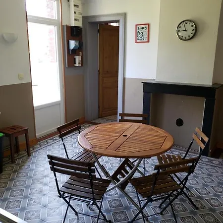 Jolie Appartement Avec Grand Jardin * Ecurie
